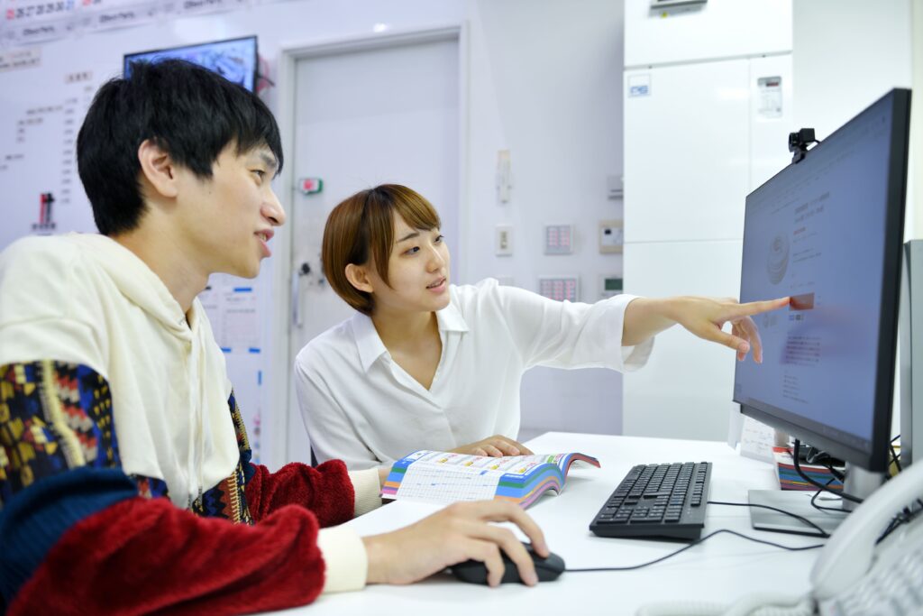 SENDAI CORE COMPANY企業記事_ベストパーツ株式会社_教える姿